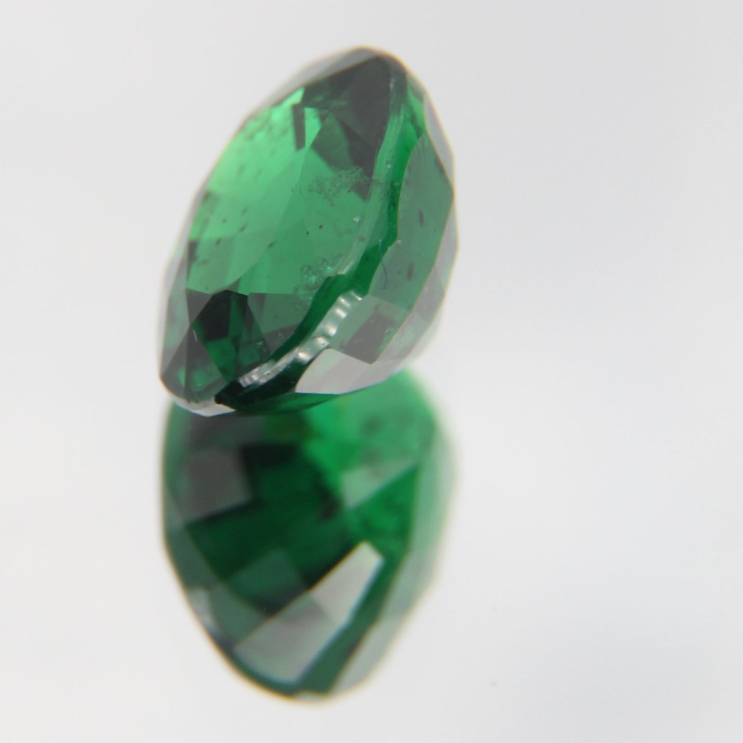 Tsavorit 1.05 ct