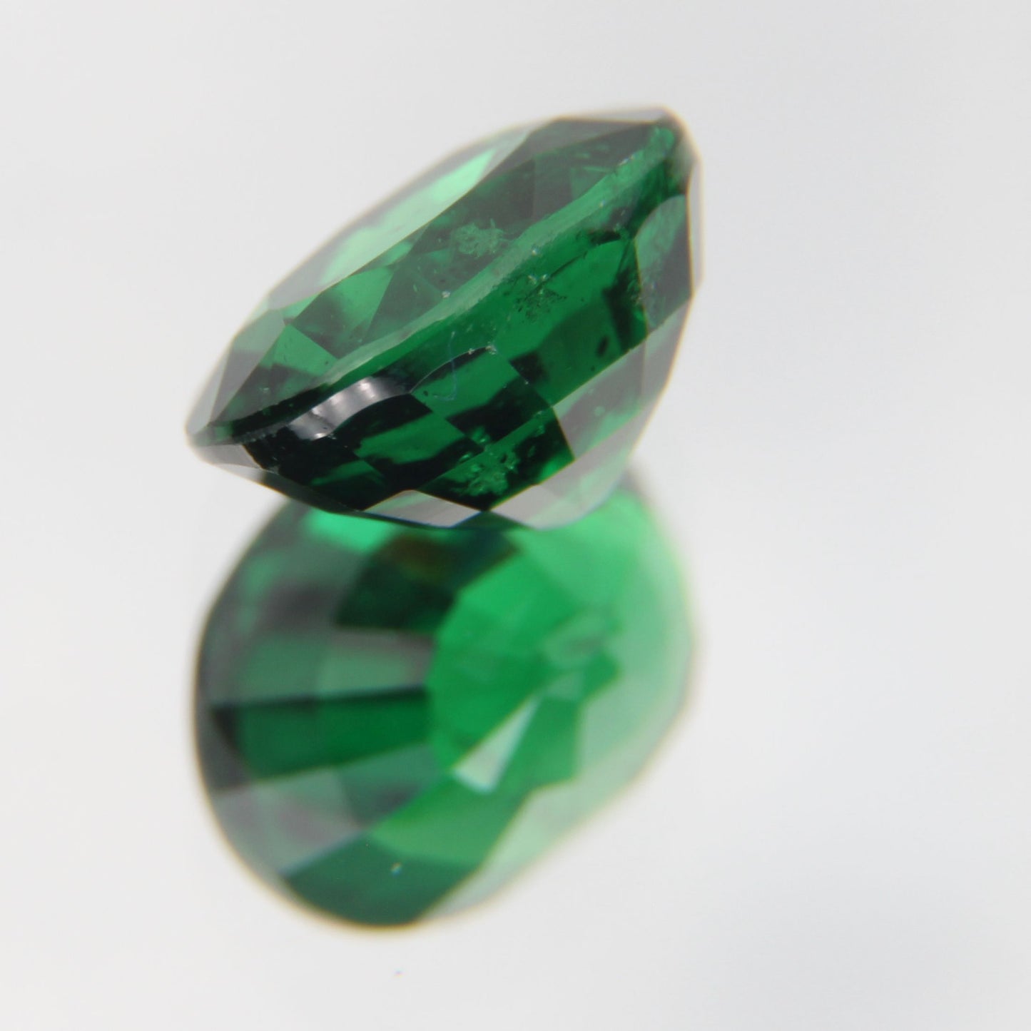 Tsavorit 1.05 ct