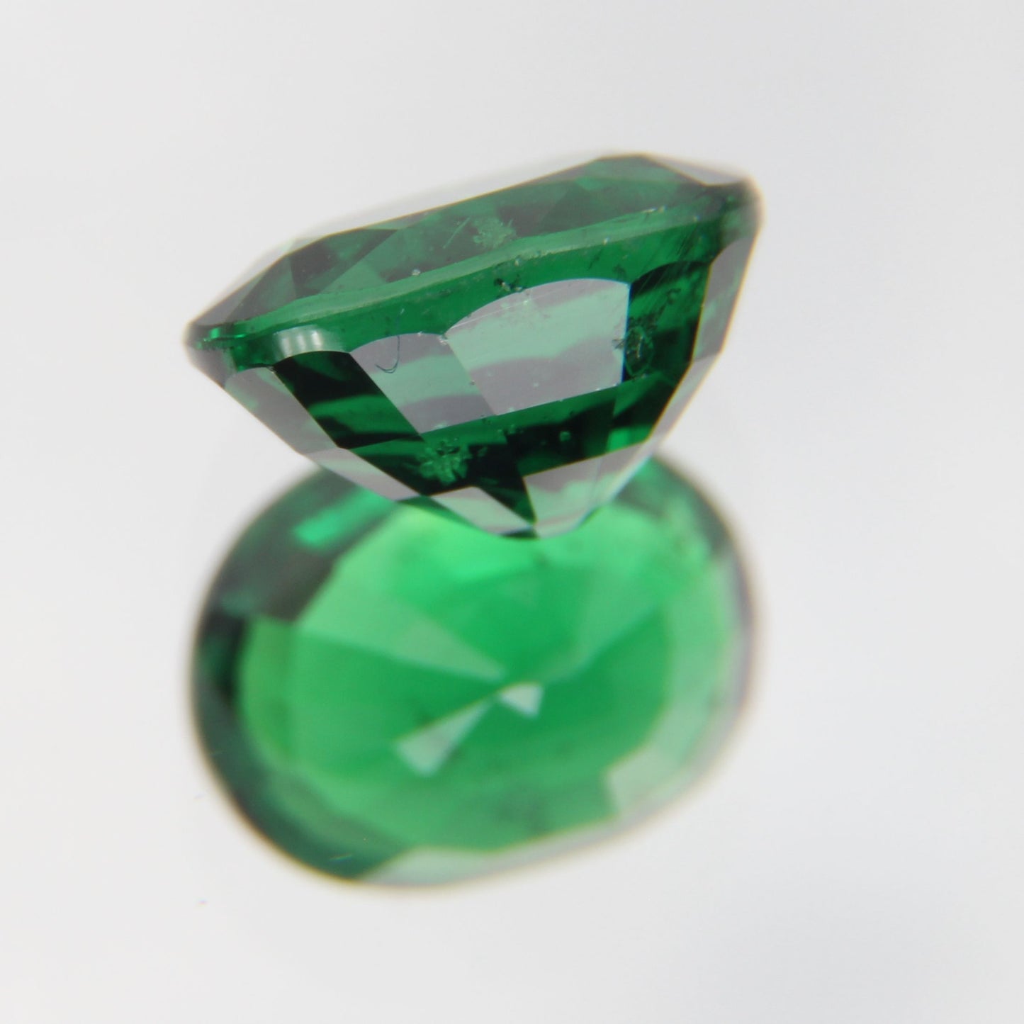 Tsavorit 1.05 ct