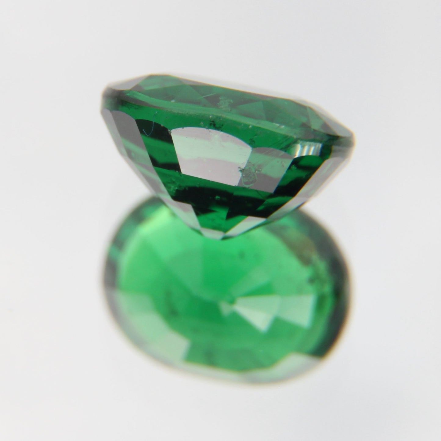 Tsavorit 1.05 ct