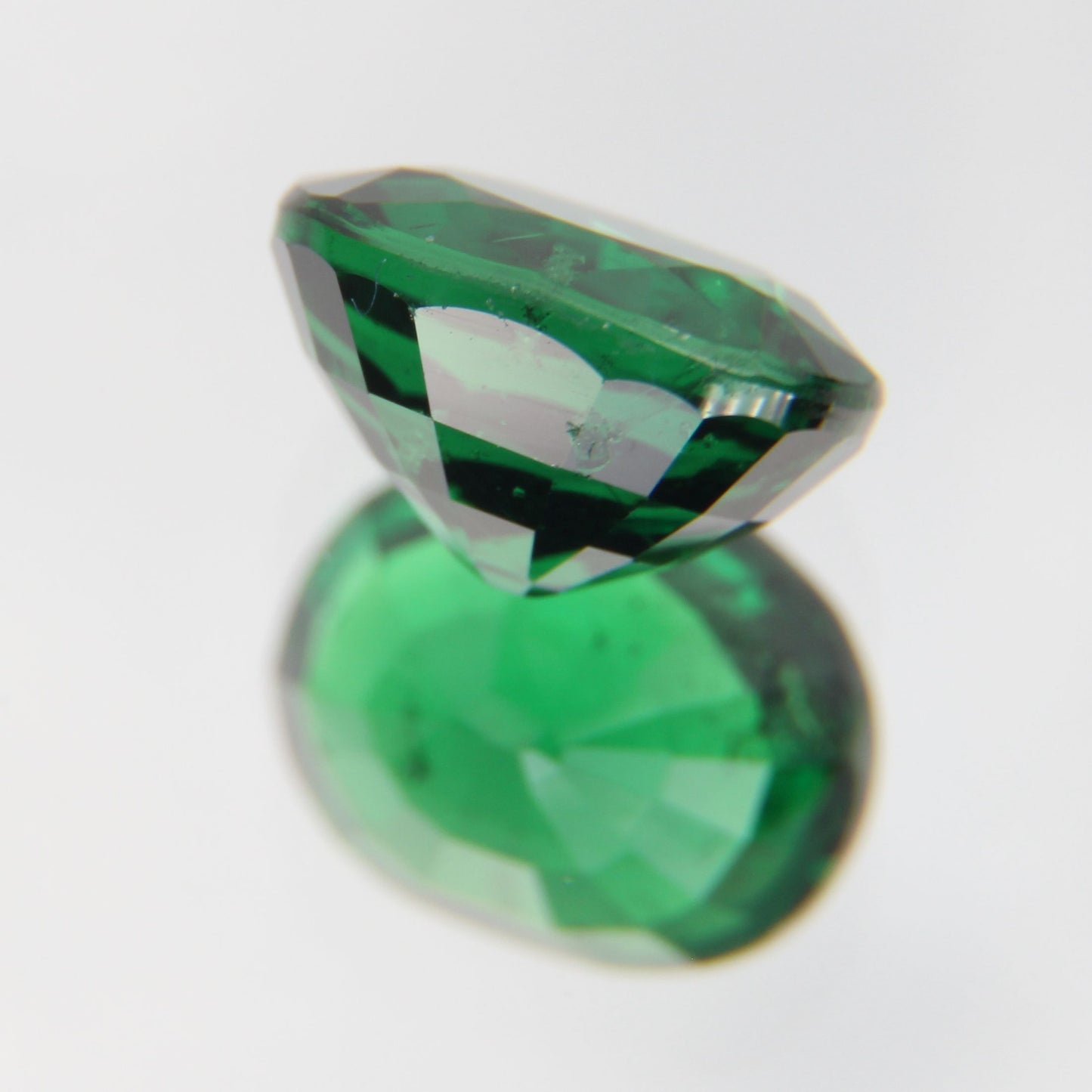 Tsavorit 1.05 ct