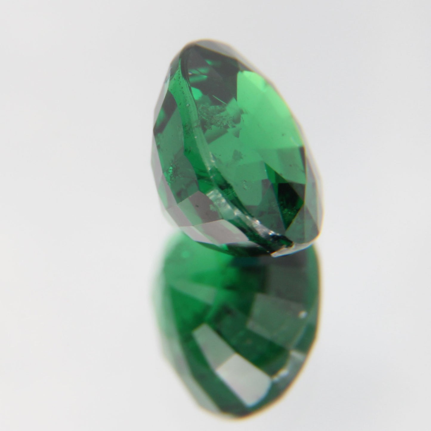 Tsavorit 1.05 ct