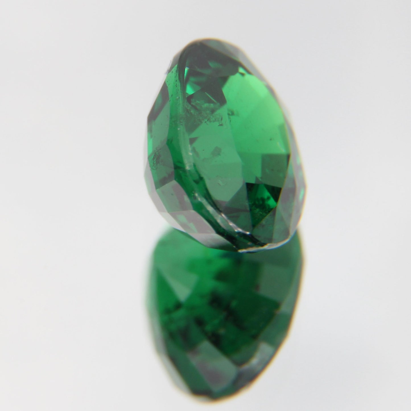 Tsavorit 1.05 ct