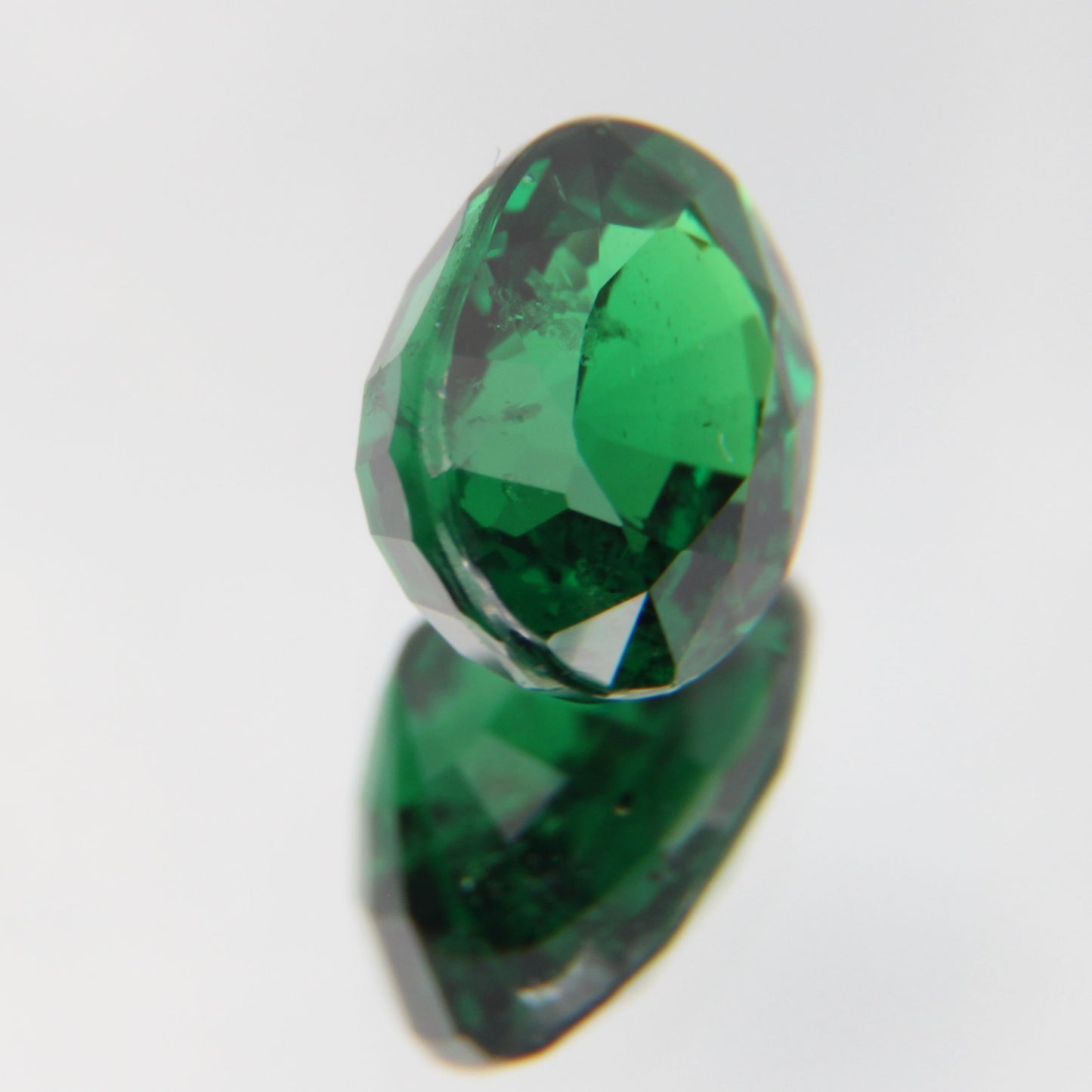 Tsavorit 1.05 ct