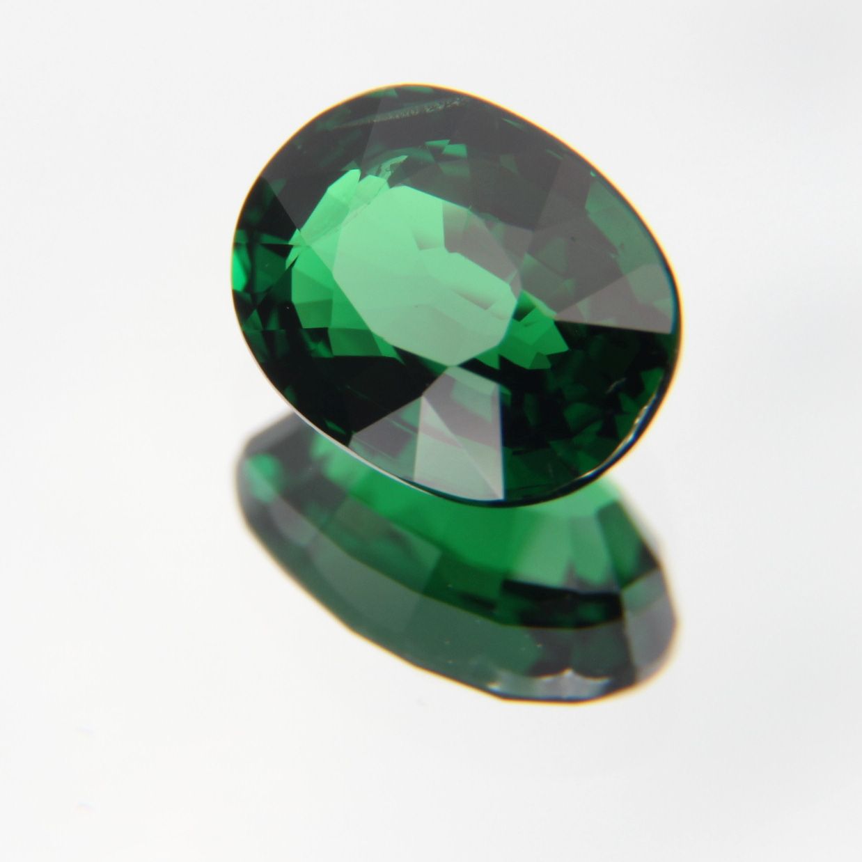 Tsavorit 1.23 ct