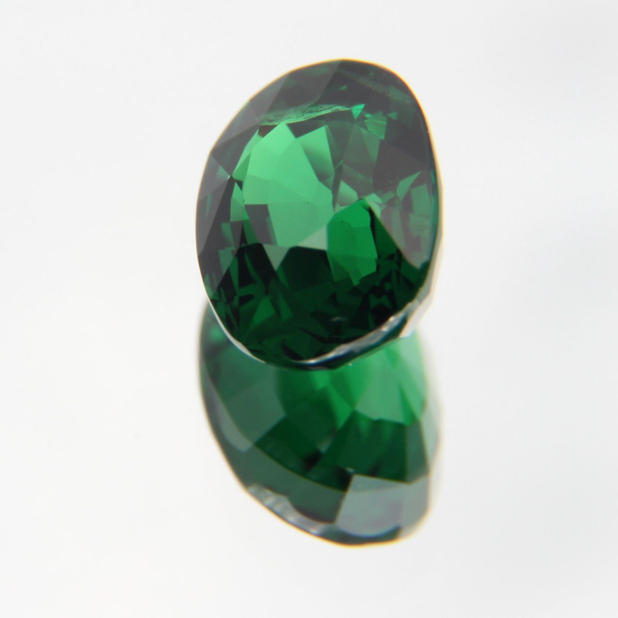 Tsavorit 1.23 ct