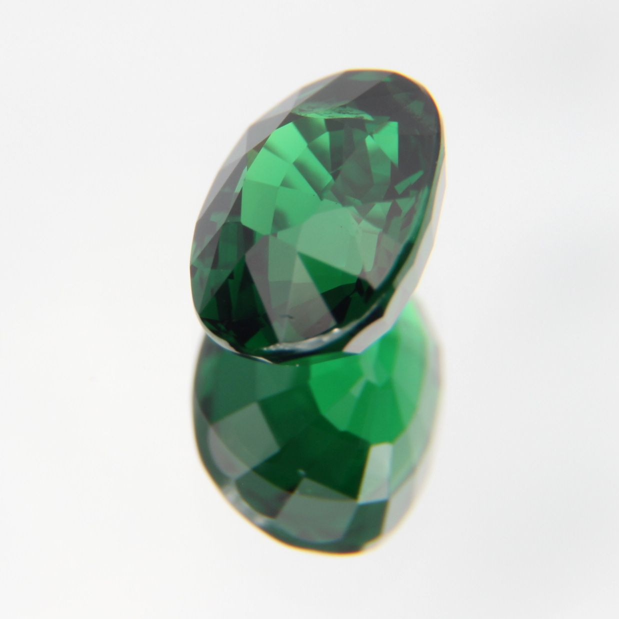 Tsavorit 1.23 ct