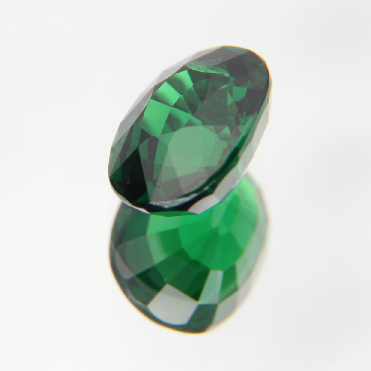 Tsavorit 1.23 ct