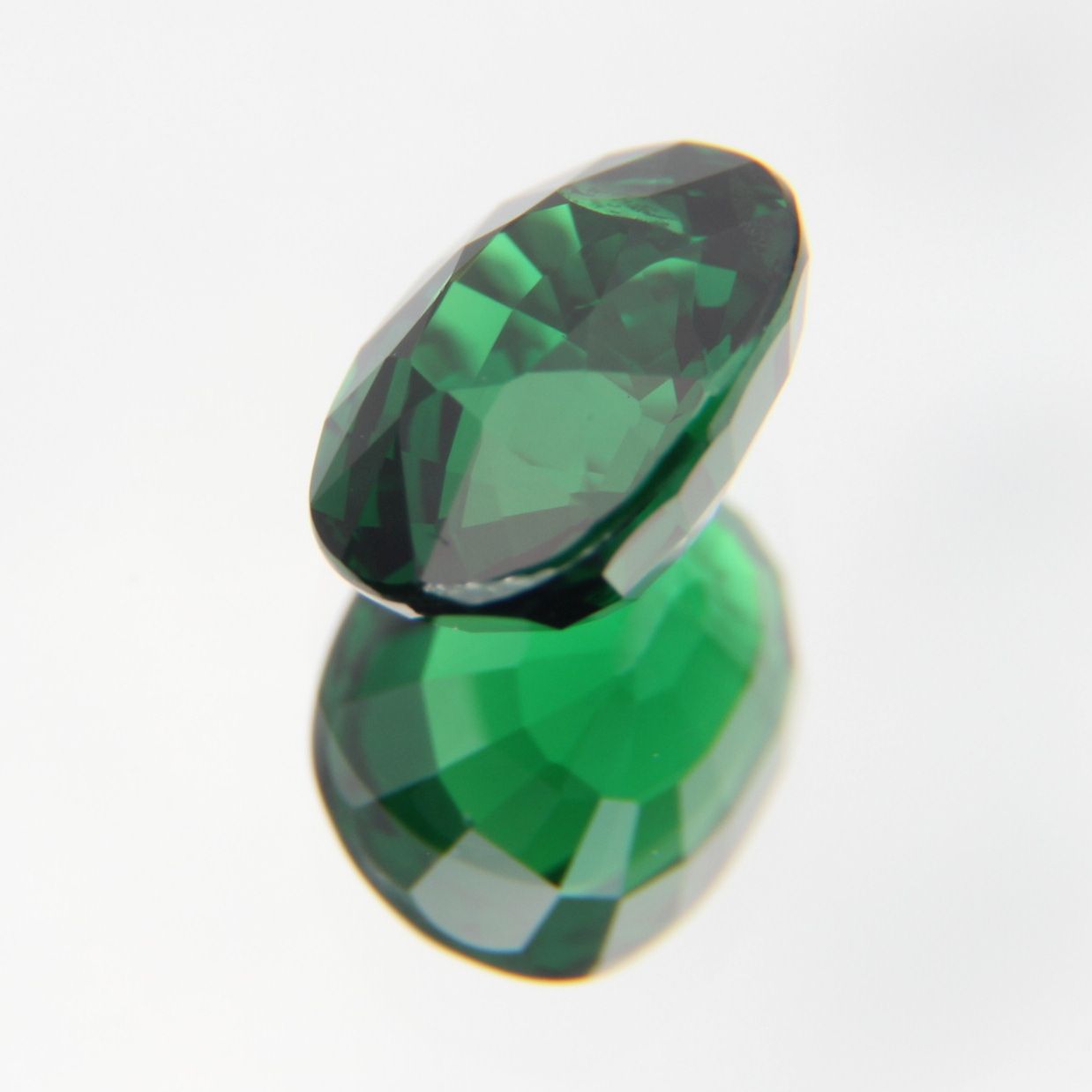Tsavorit 1.23 ct