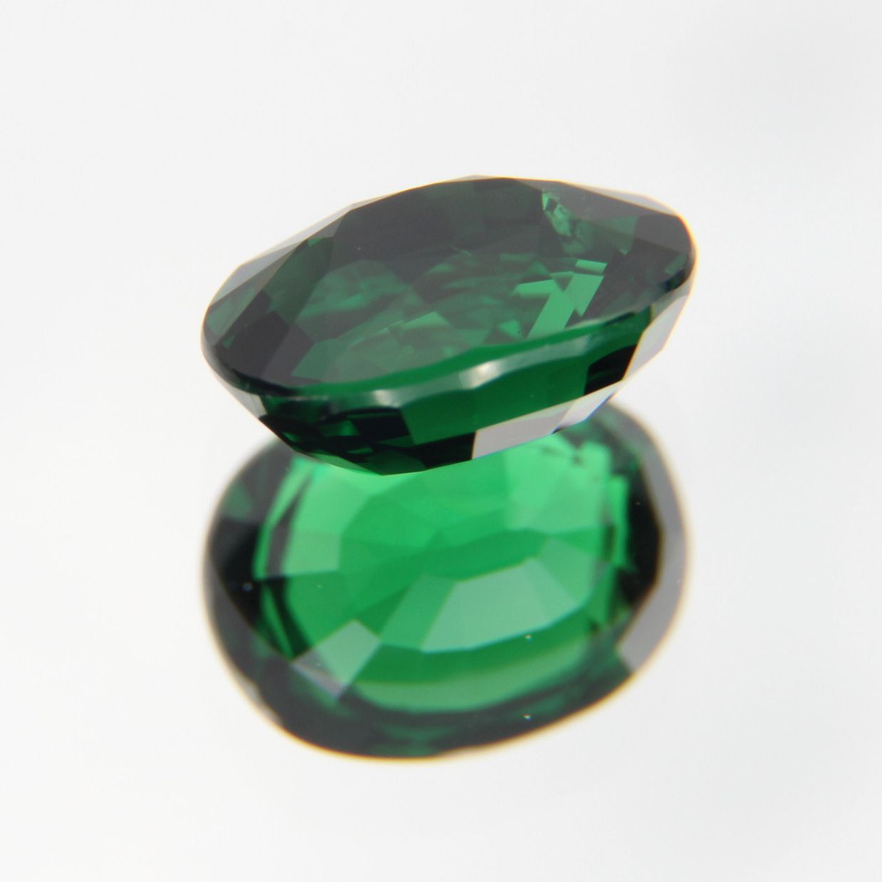 Tsavorit 1.23 ct