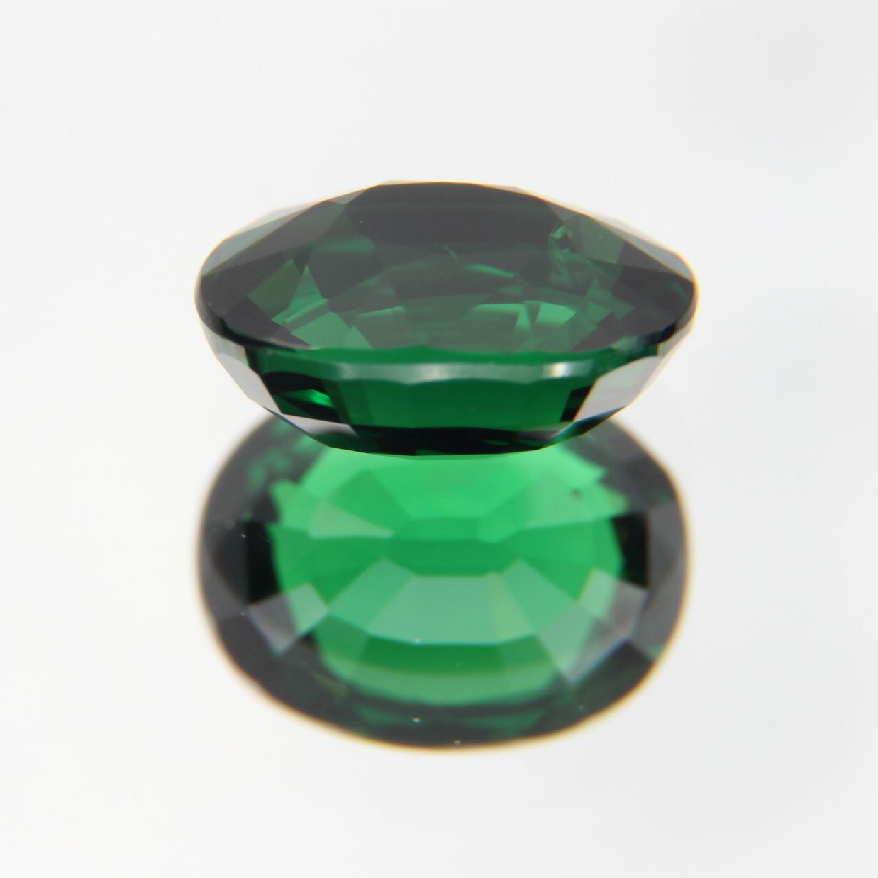 Tsavorit 1.23 ct