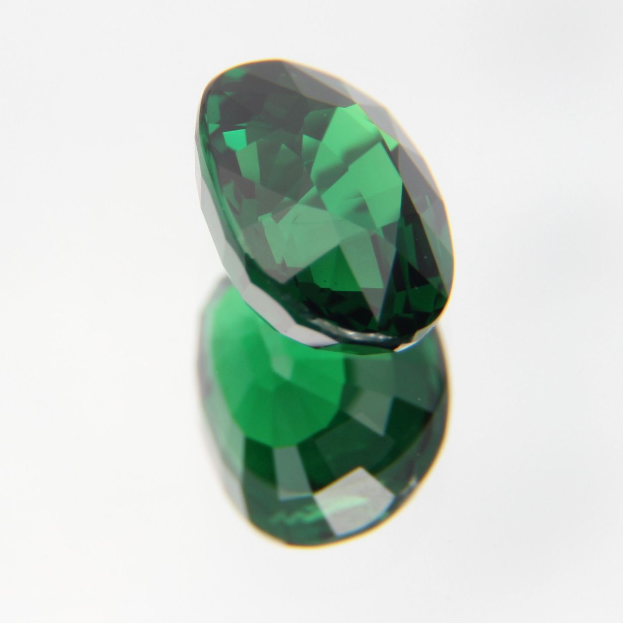 Tsavorit 1.23 ct