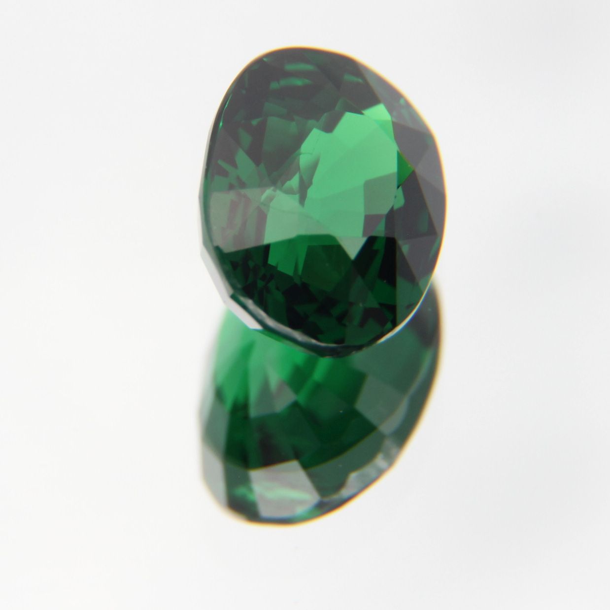 Tsavorit 1.23 ct