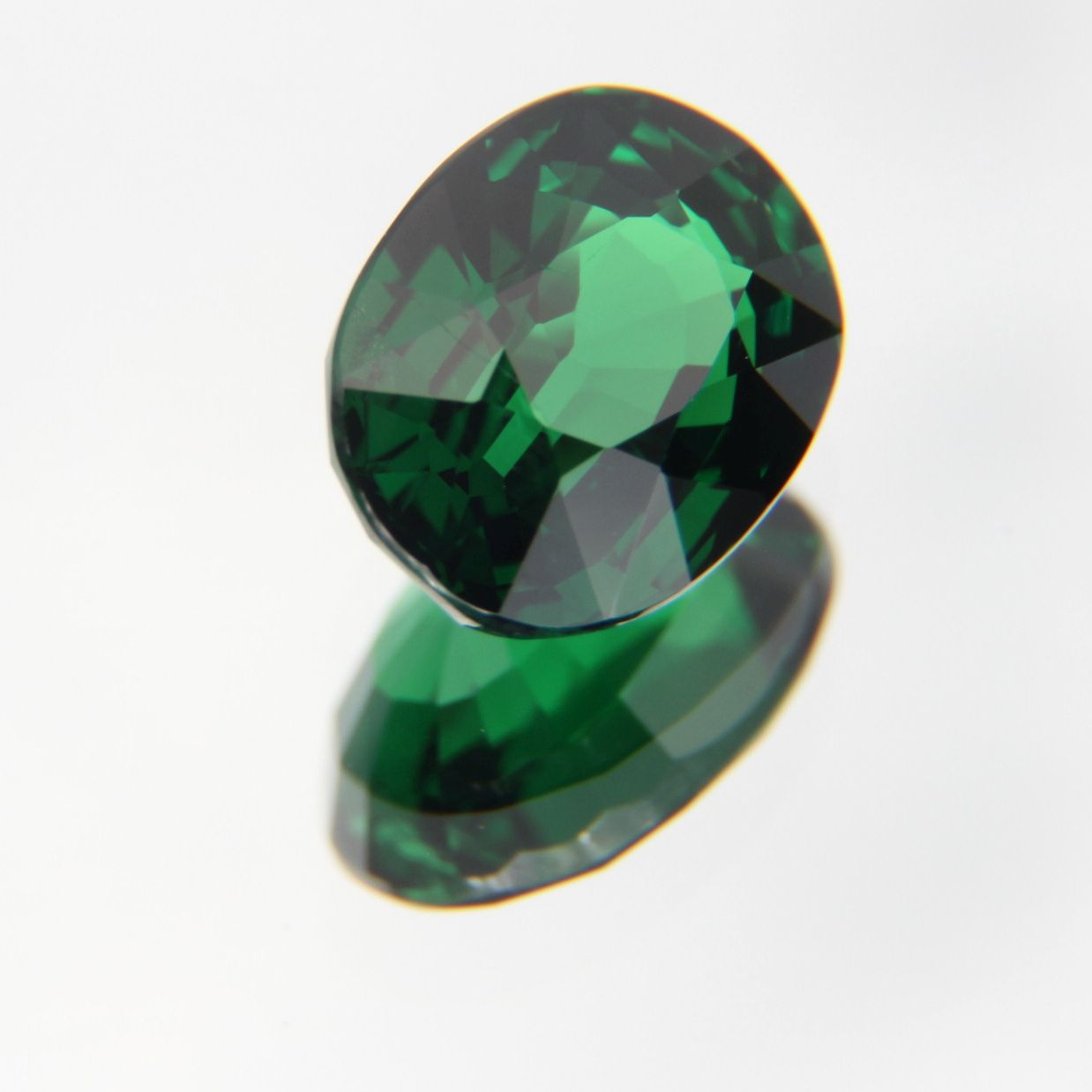 Tsavorit 1.23 ct