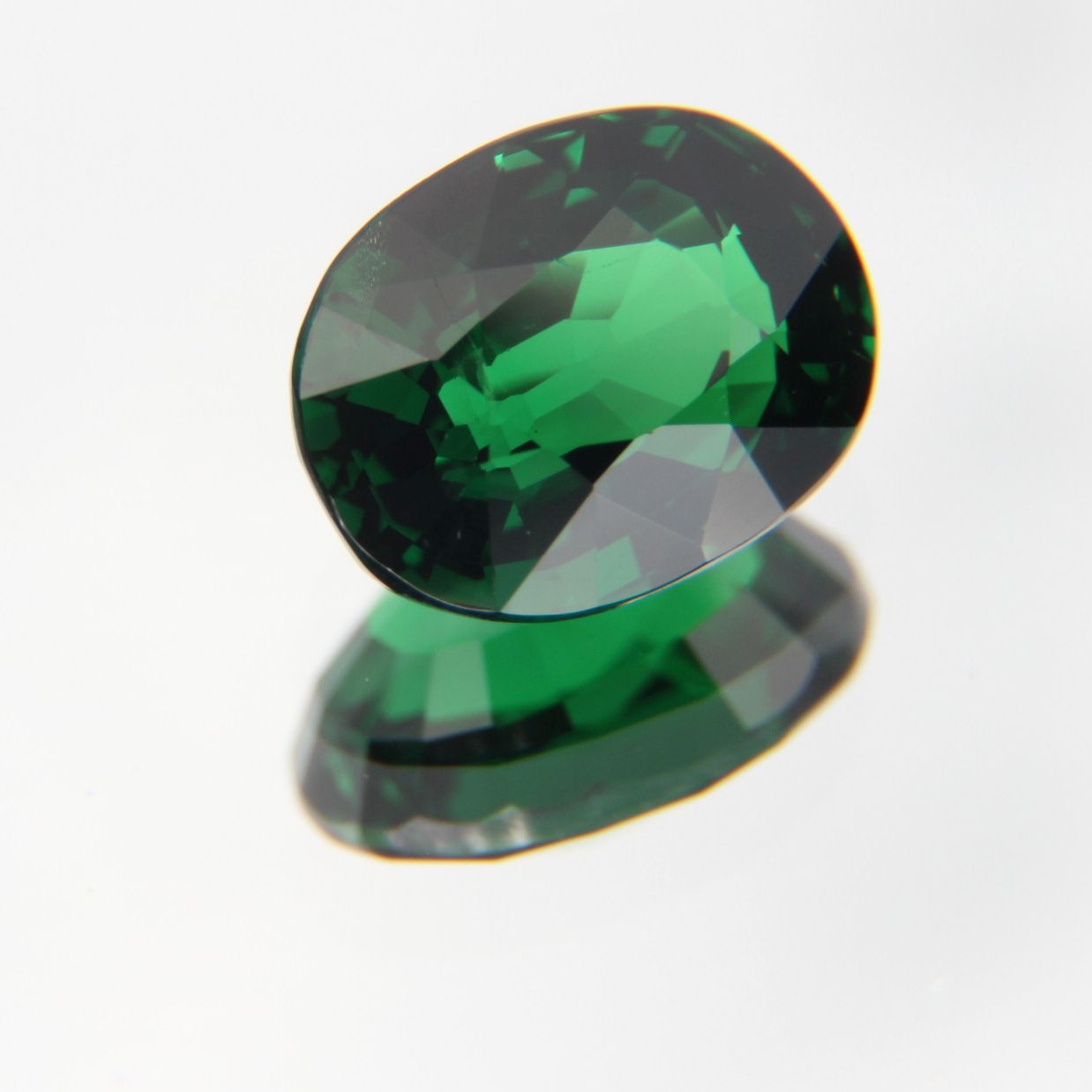 Tsavorit 1.23 ct