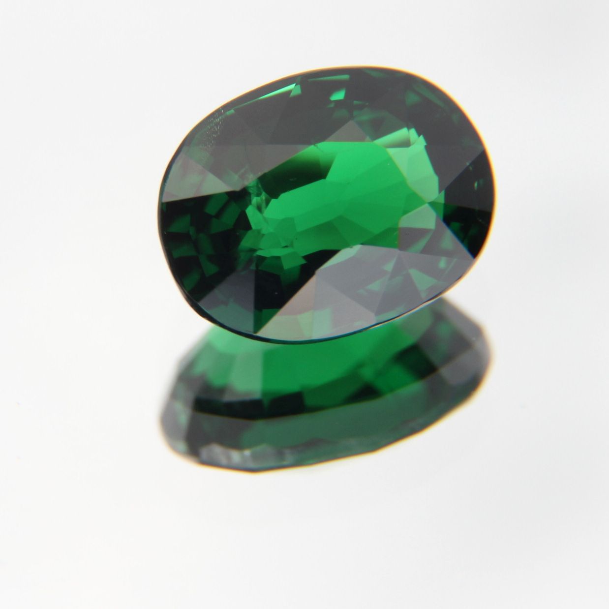 Tsavorit 1.23 ct