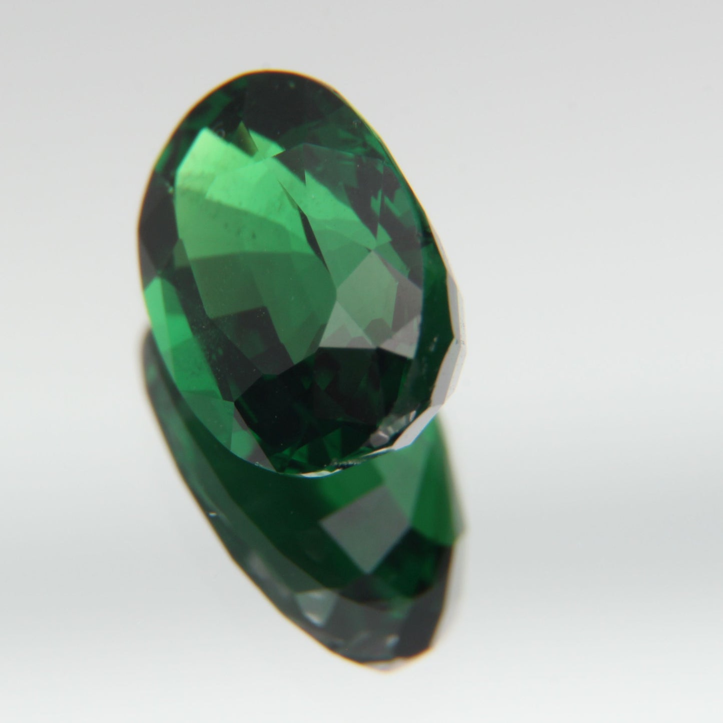 Tsavorit 1.52ct
