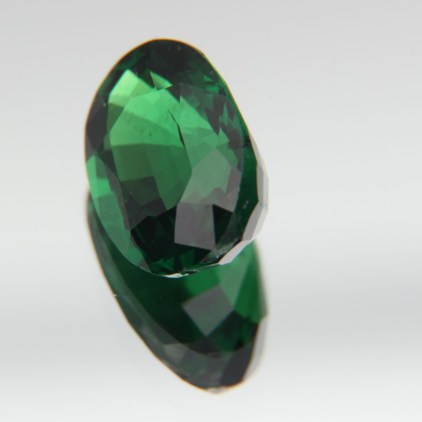 Tsavorit 1.52ct