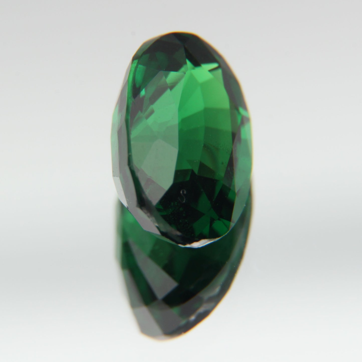Tsavorit 1.52ct