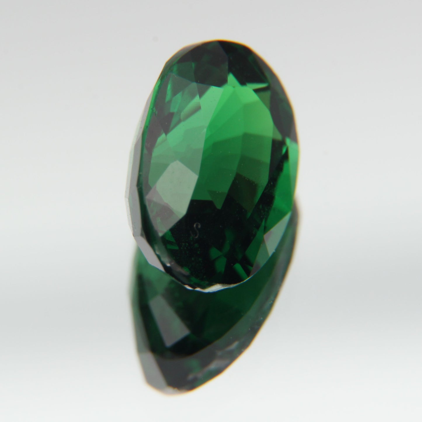 Tsavorit 1.52ct