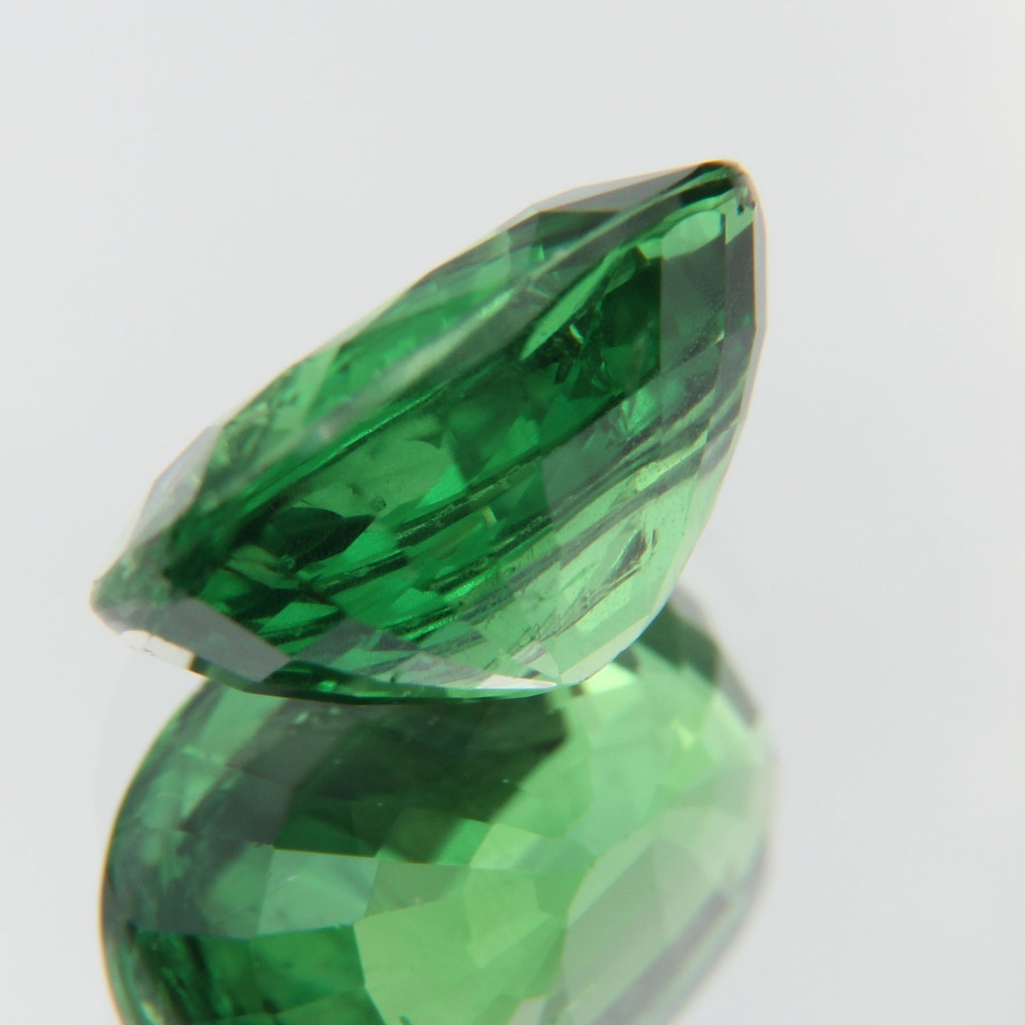 Tsavorit 2.07ct