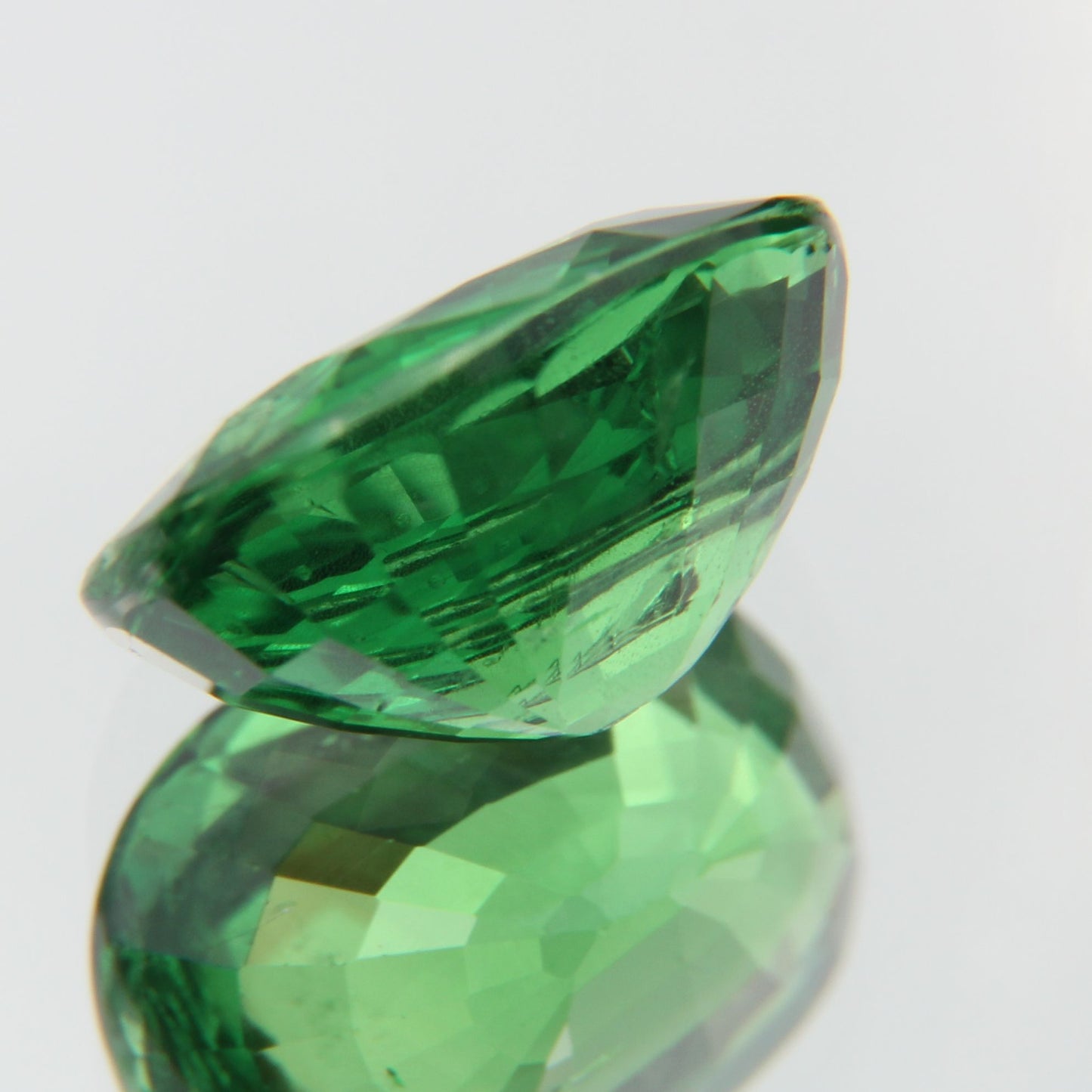 Tsavorit 2.07ct