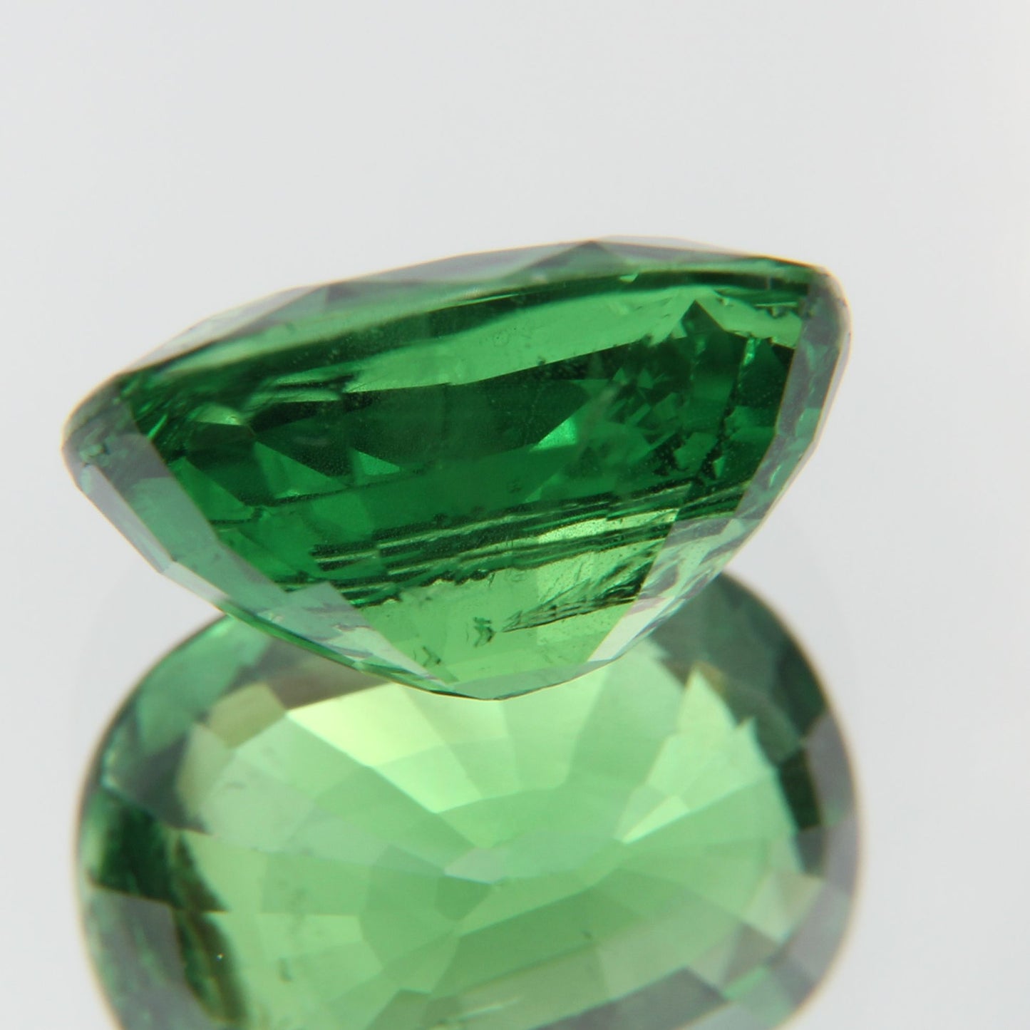 Tsavorit 2.07ct