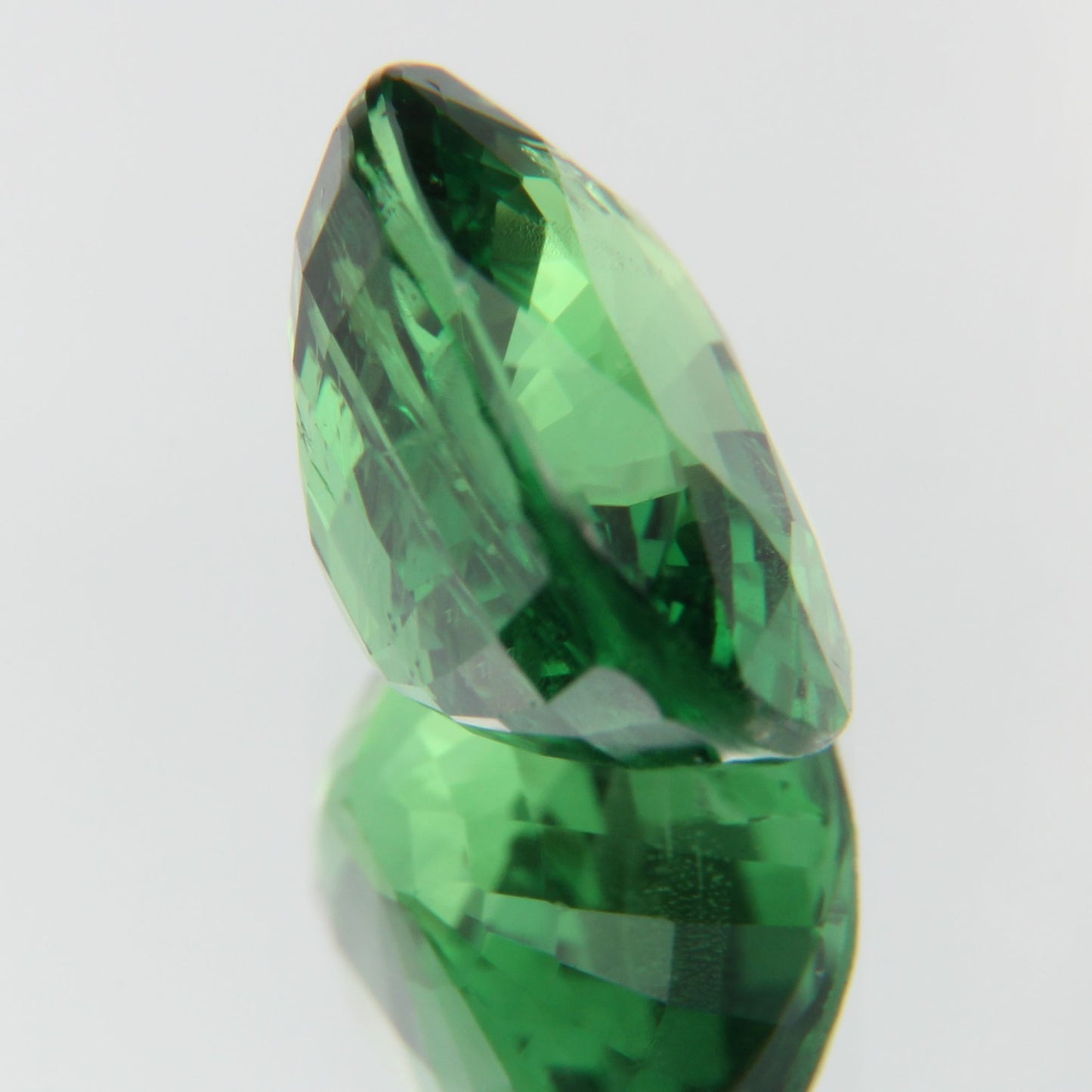 Tsavorit 2.07ct