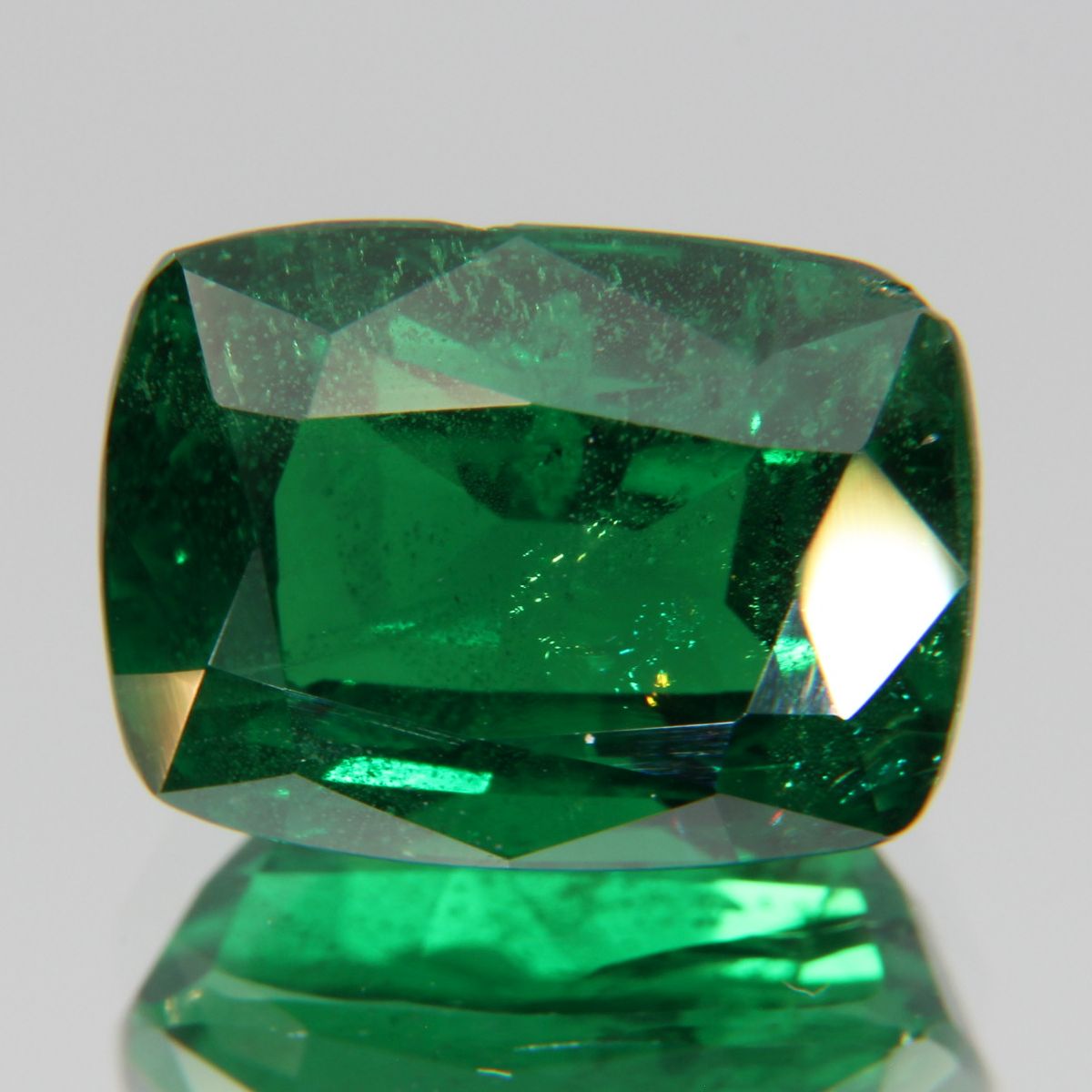 Tsavolite 5.18 ct