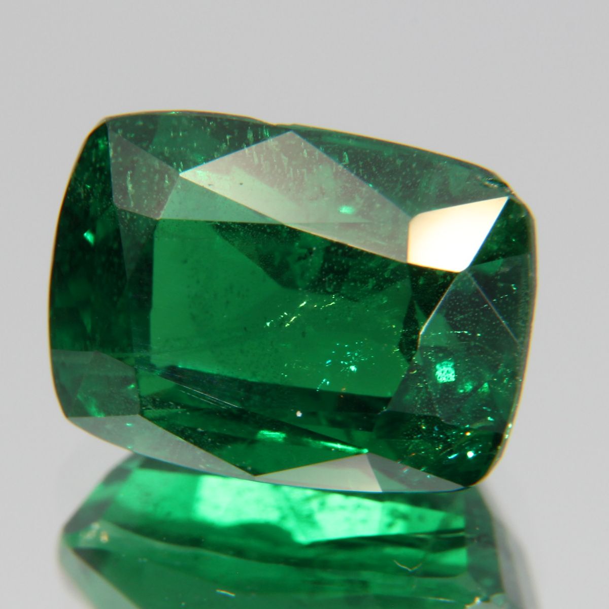 Tsavolite 5.18 ct