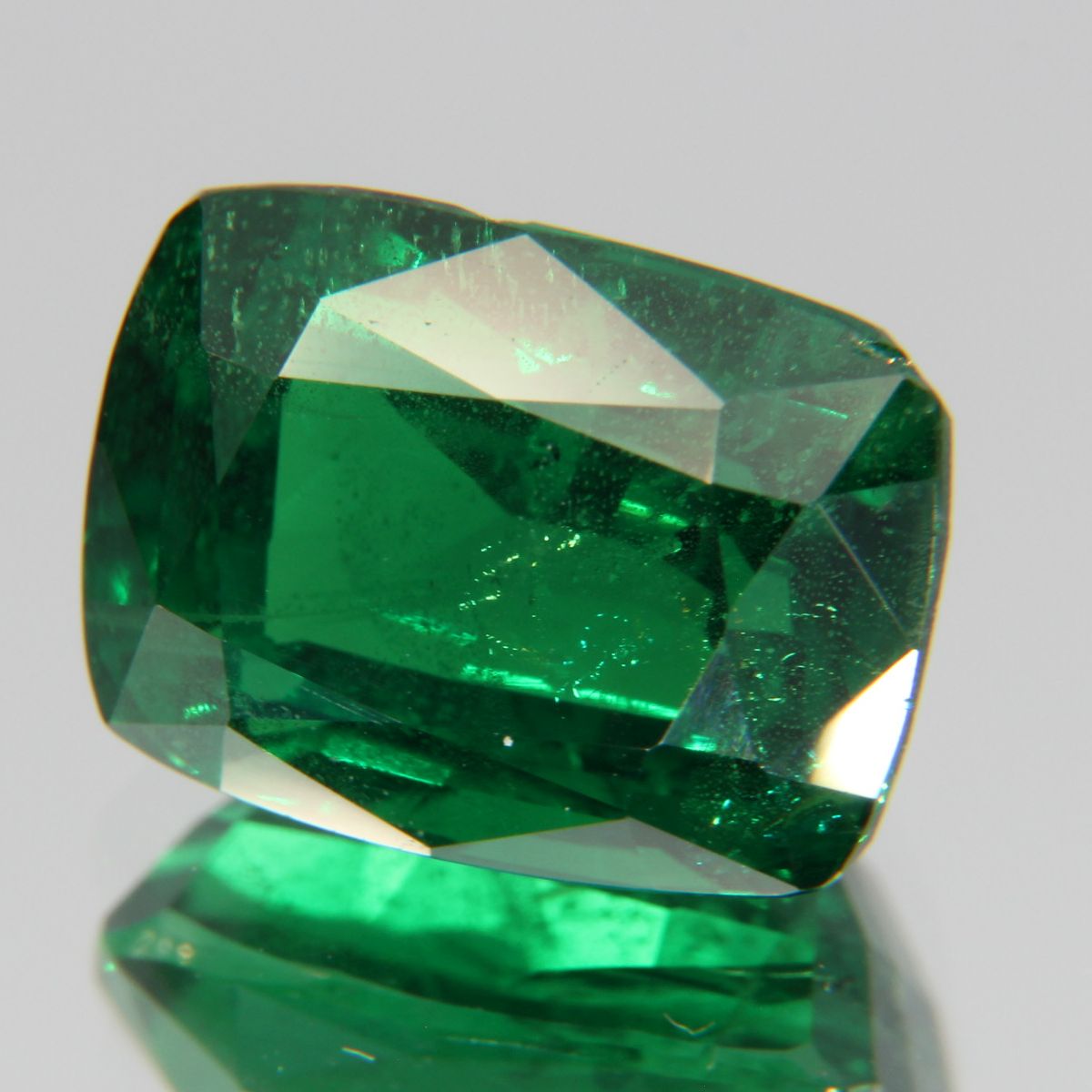 Tsavolite 5.18 ct