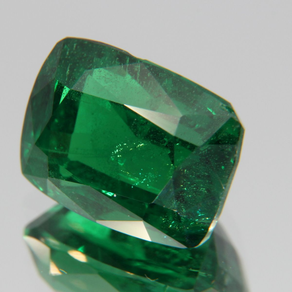 Tsavolite 5.18 ct