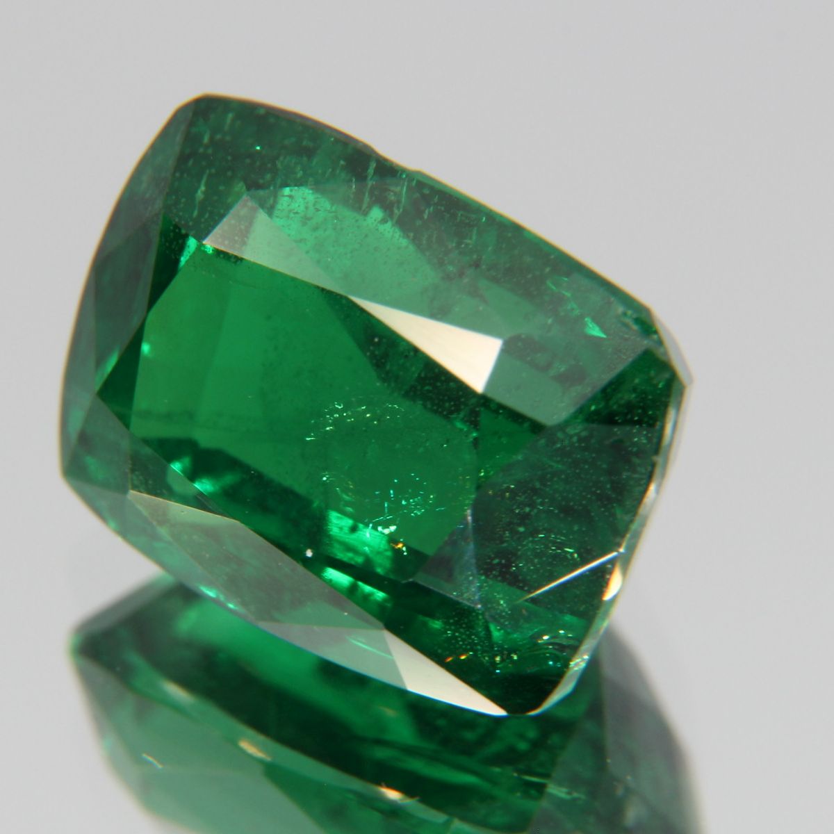 Tsavolite 5.18 ct