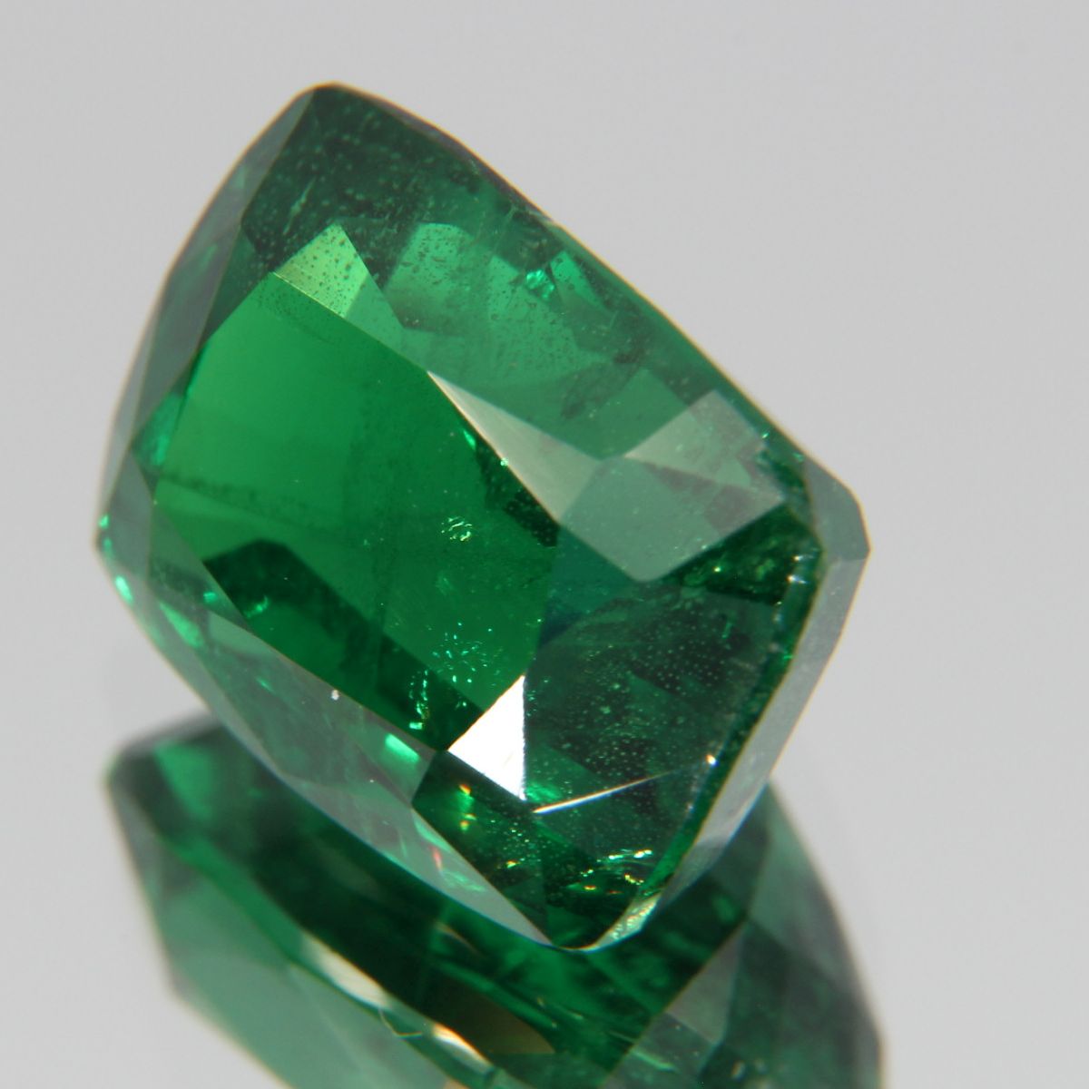 Tsavolite 5.18 ct
