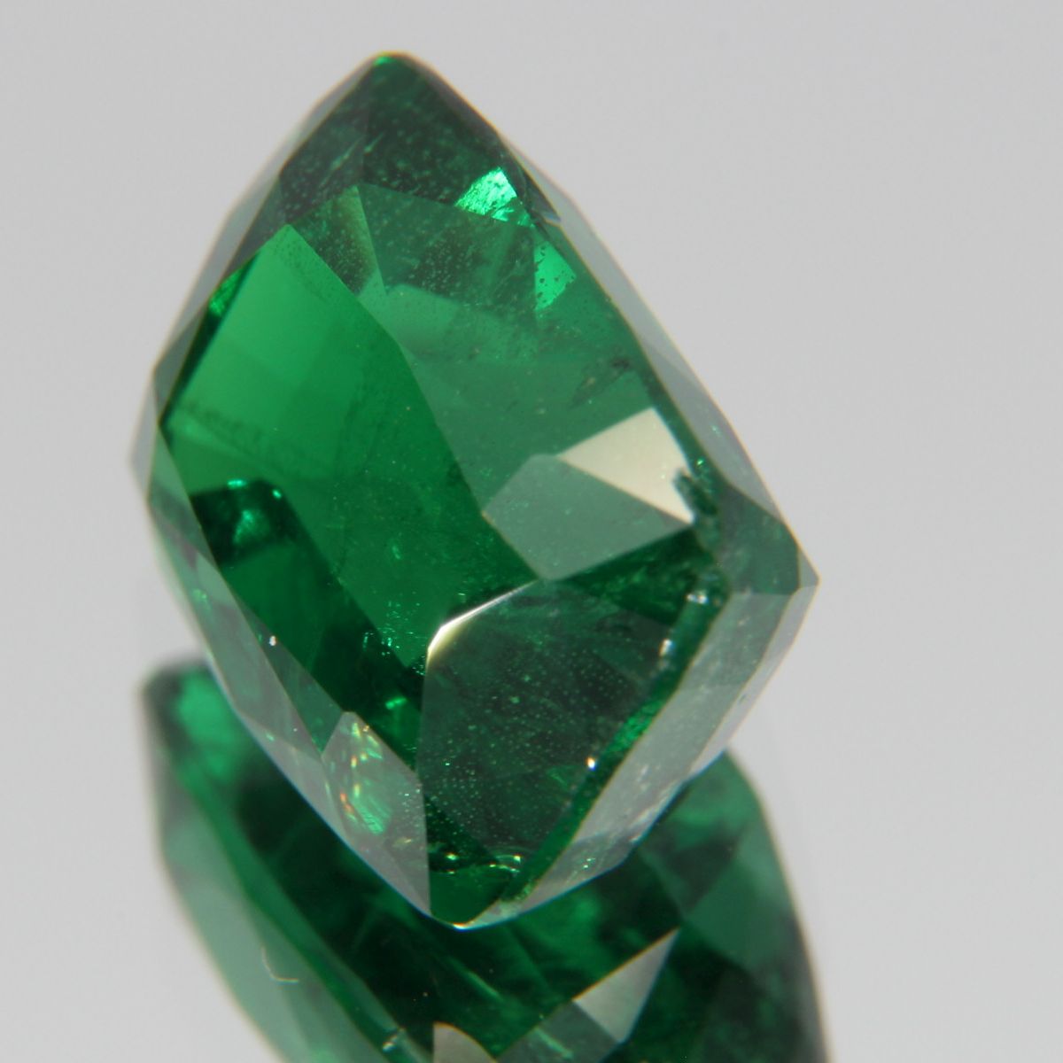 Tsavolite 5.18 ct