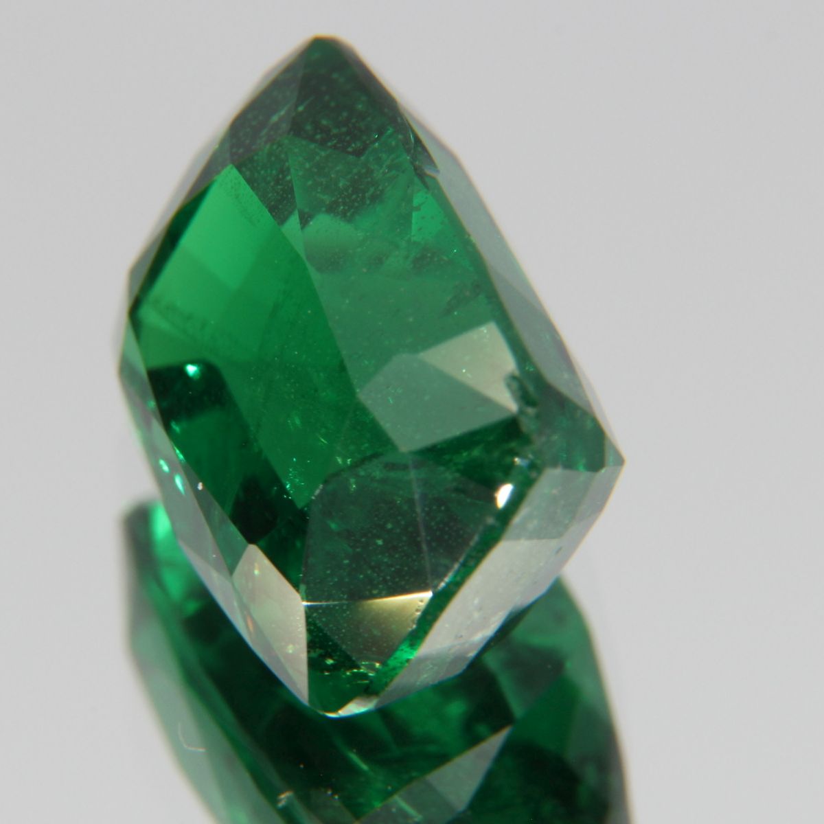 Tsavolite 5.18 ct