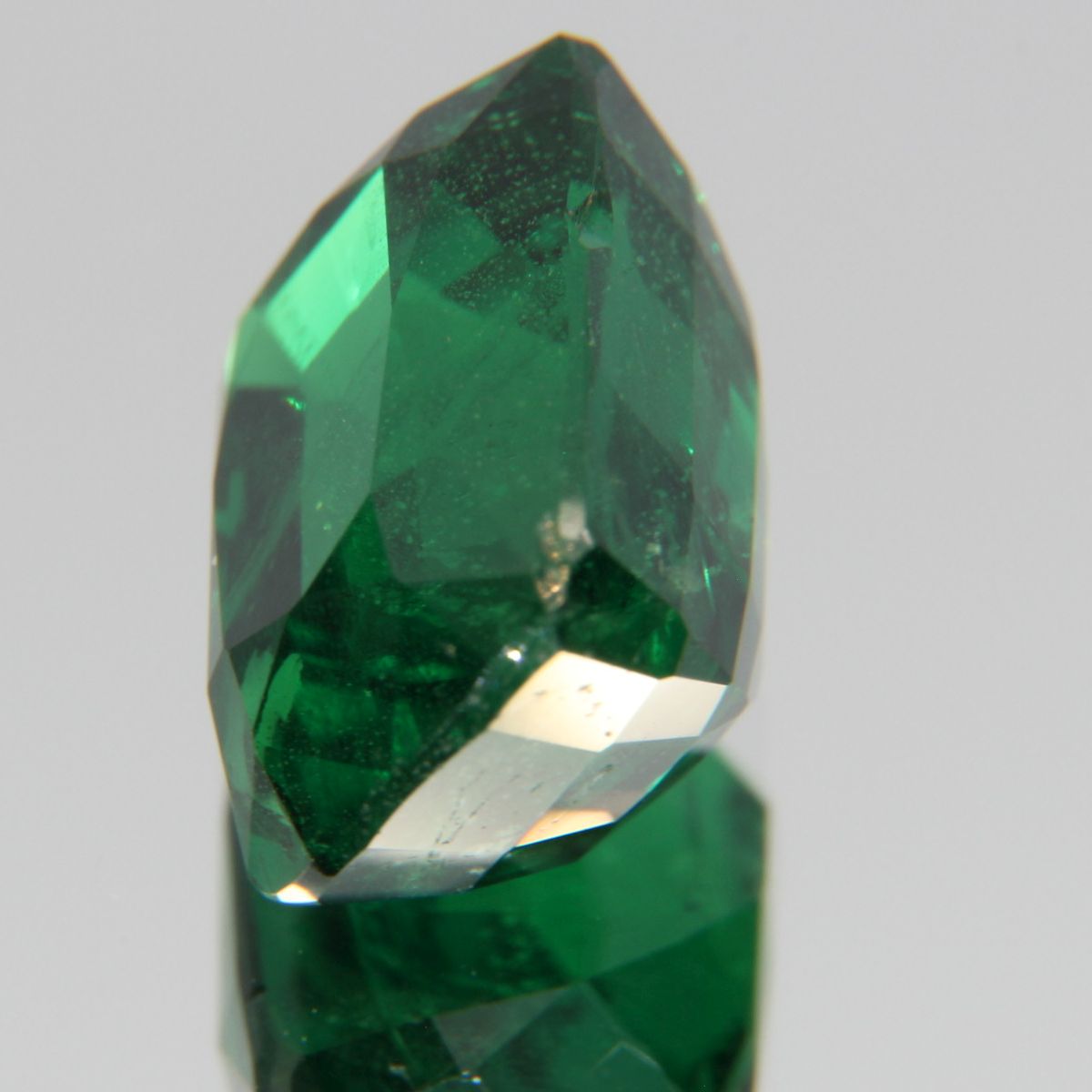 Tsavolite 5.18 ct