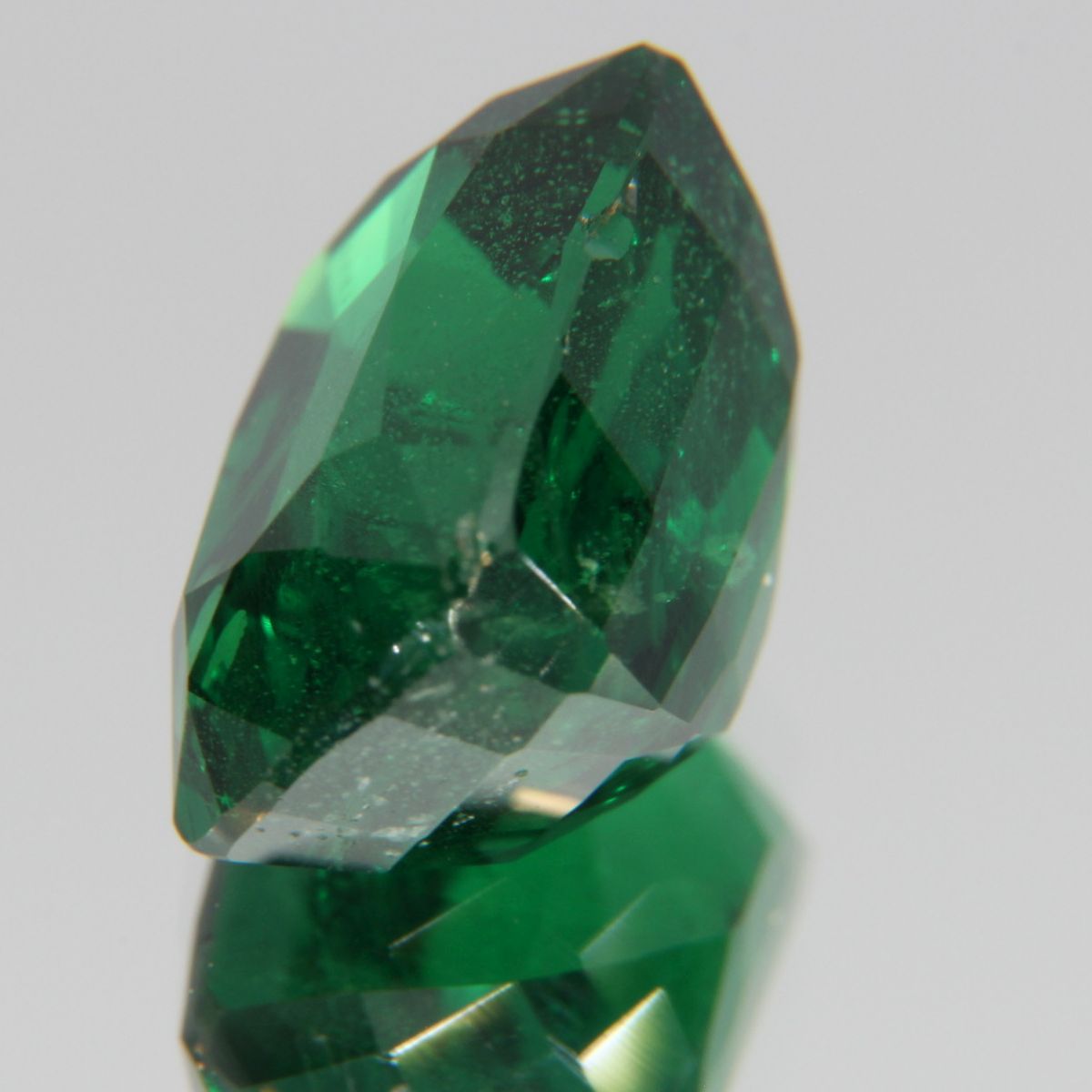 Tsavolite 5.18 ct
