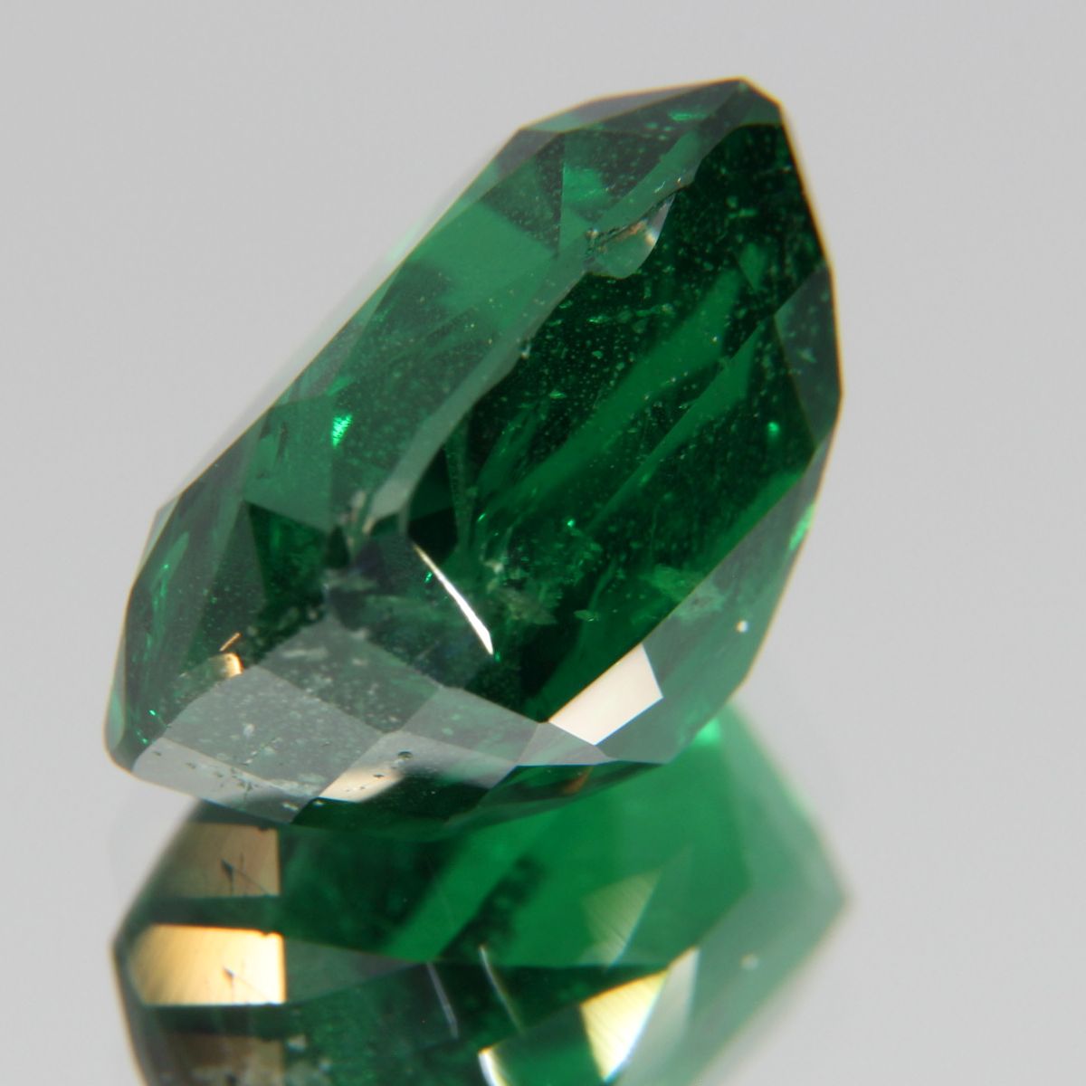 Tsavolite 5.18 ct