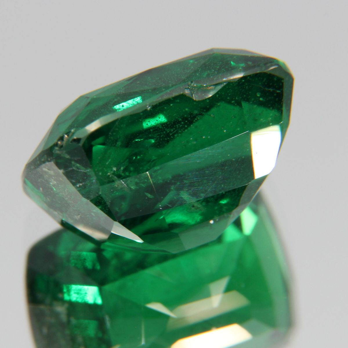 Tsavolite 5.18 ct