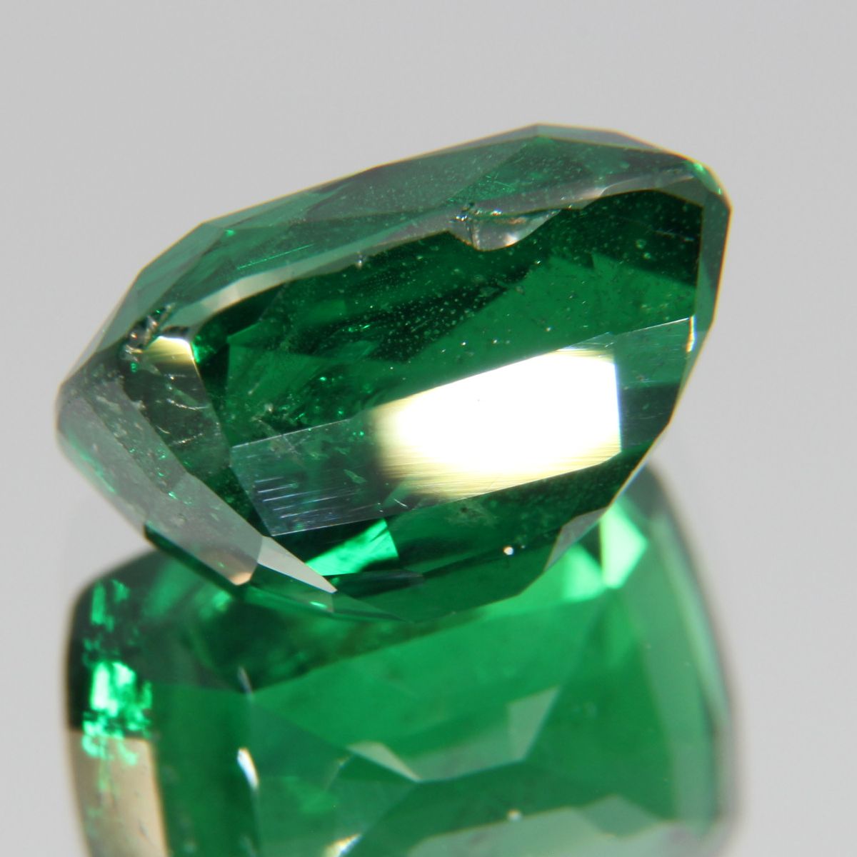 Tsavolite 5.18 ct