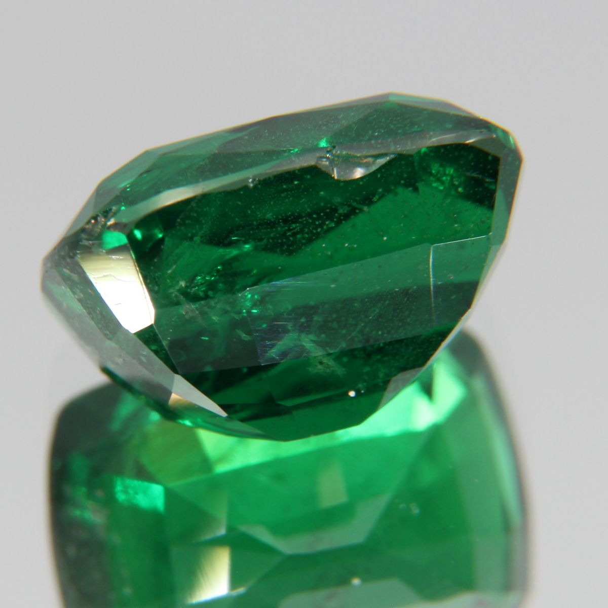 Tsavolite 5.18 ct