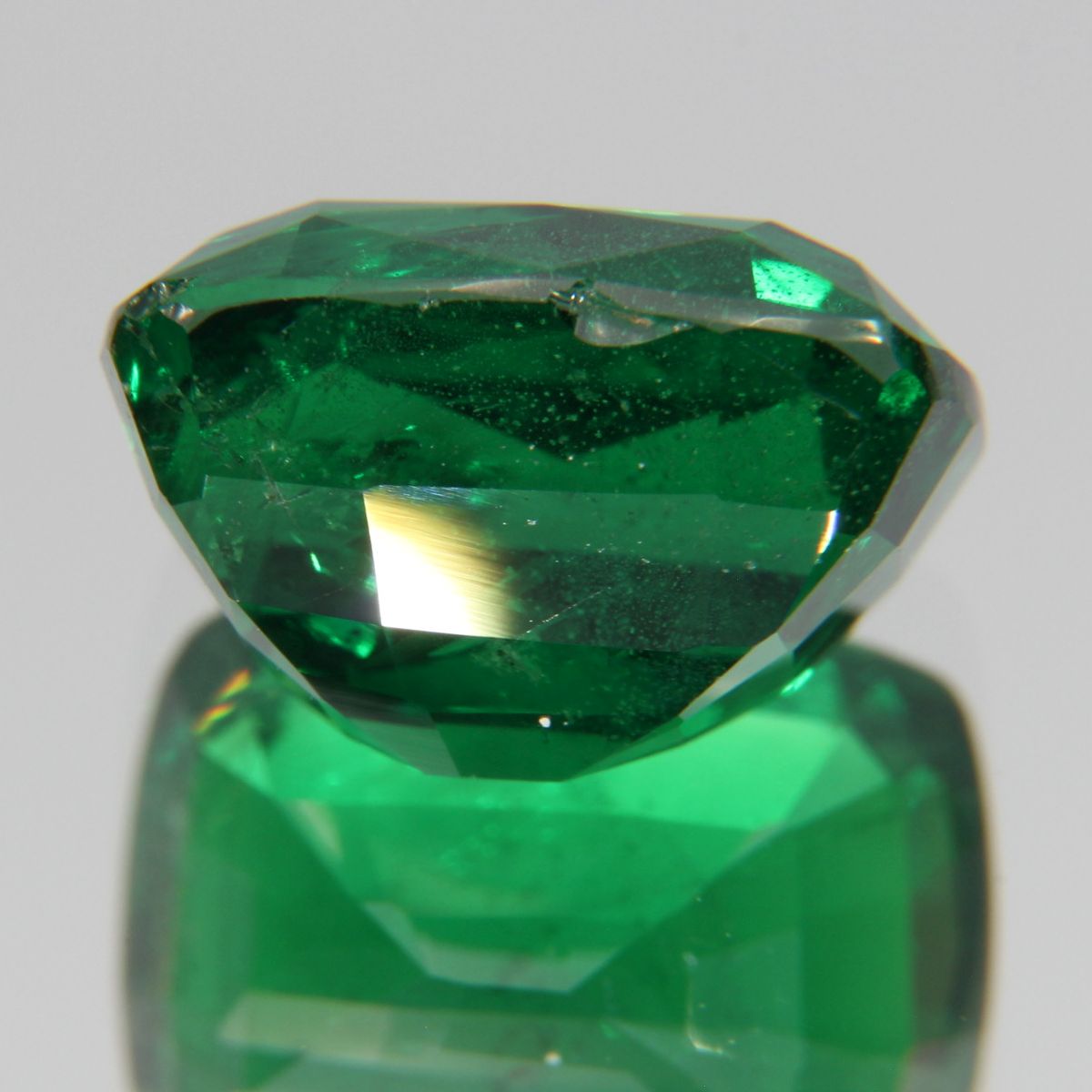 Tsavolite 5.18 ct