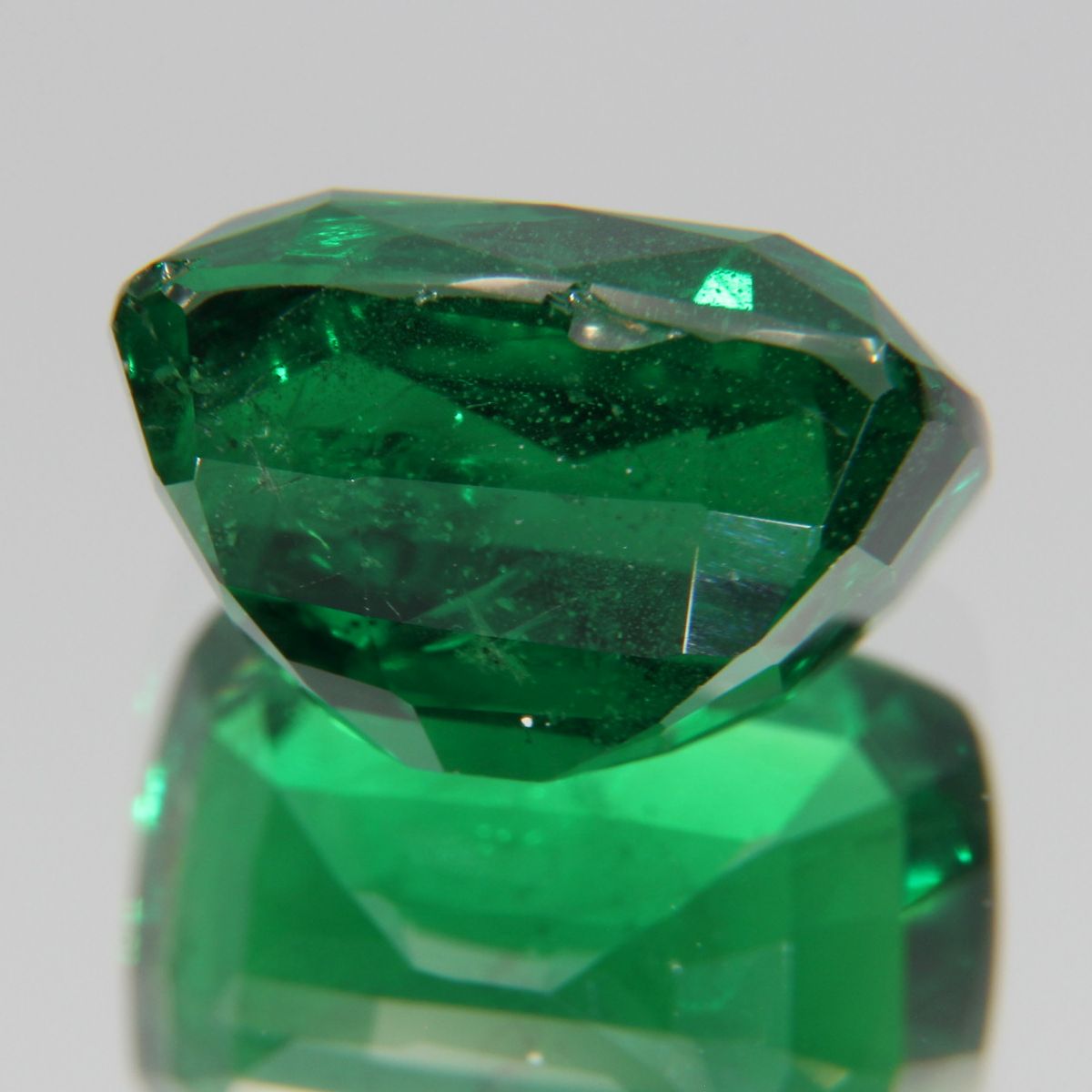 Tsavolite 5.18 ct