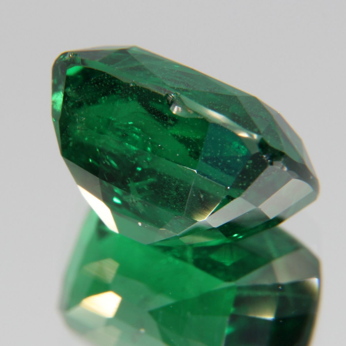 Tsavolite 5.18 ct
