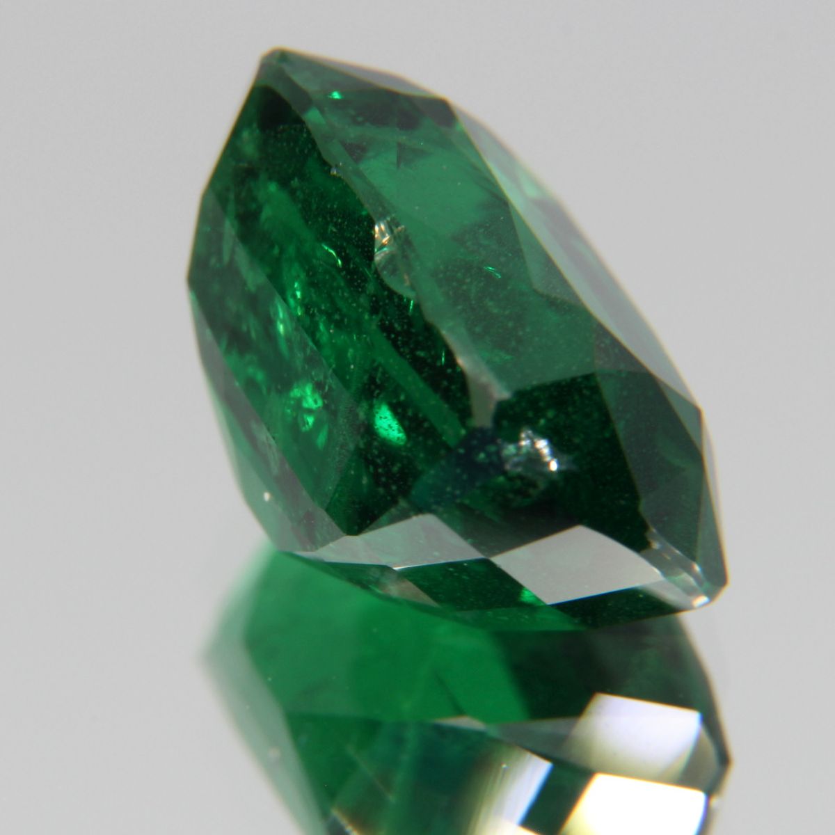 Tsavolite 5.18 ct