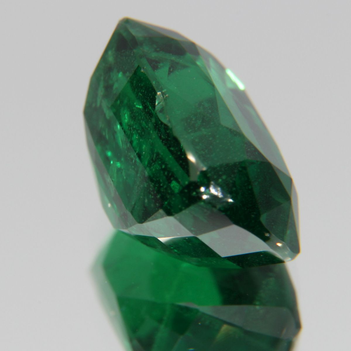 Tsavolite 5.18 ct