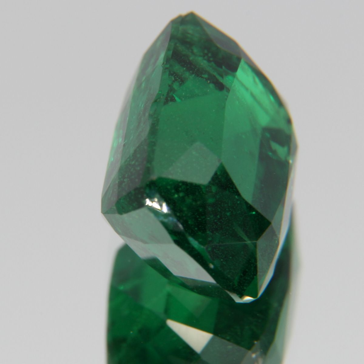 Tsavolite 5.18 ct