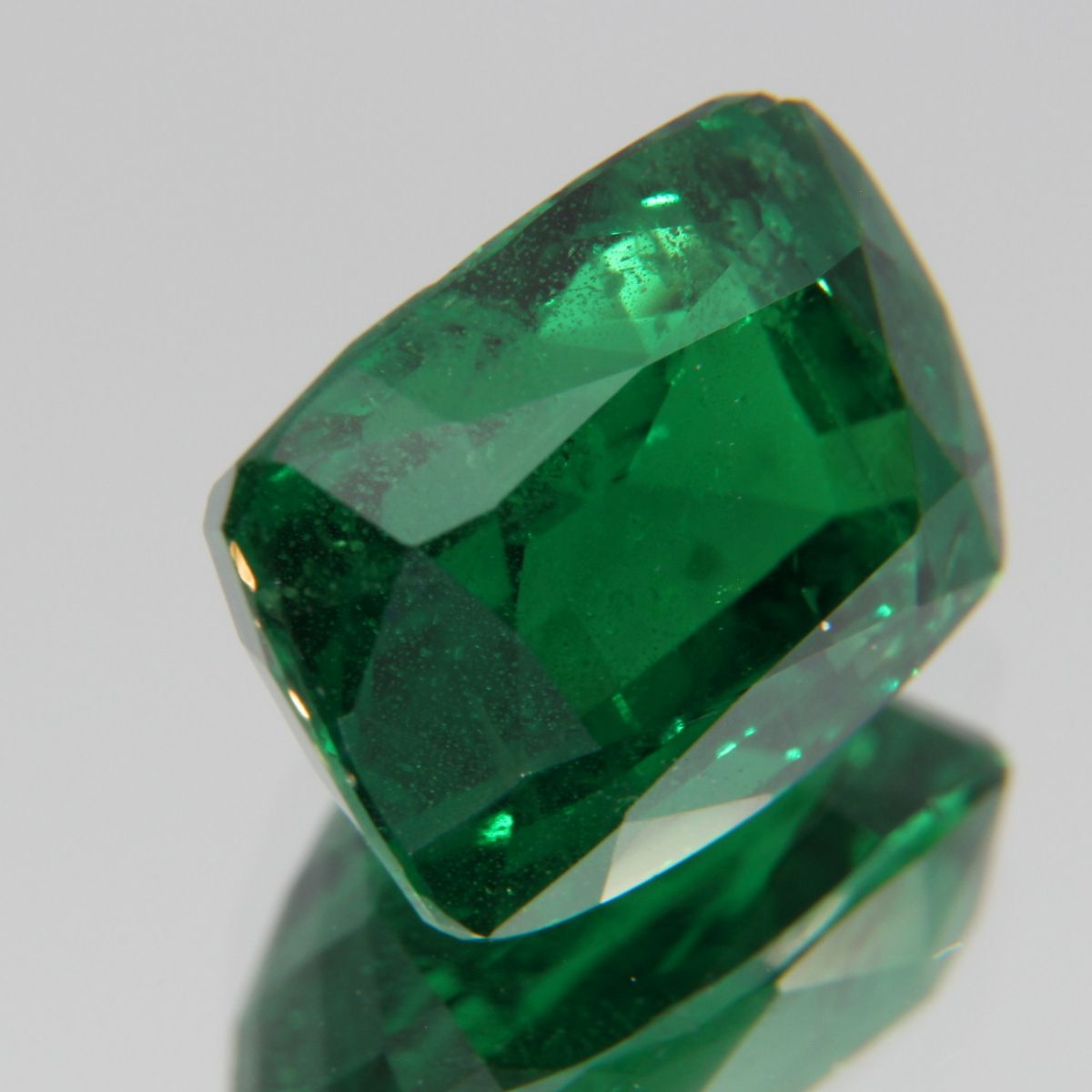 Tsavolite 5.18 ct