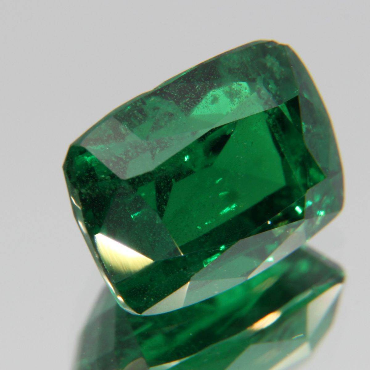 Tsavolite 5.18 ct